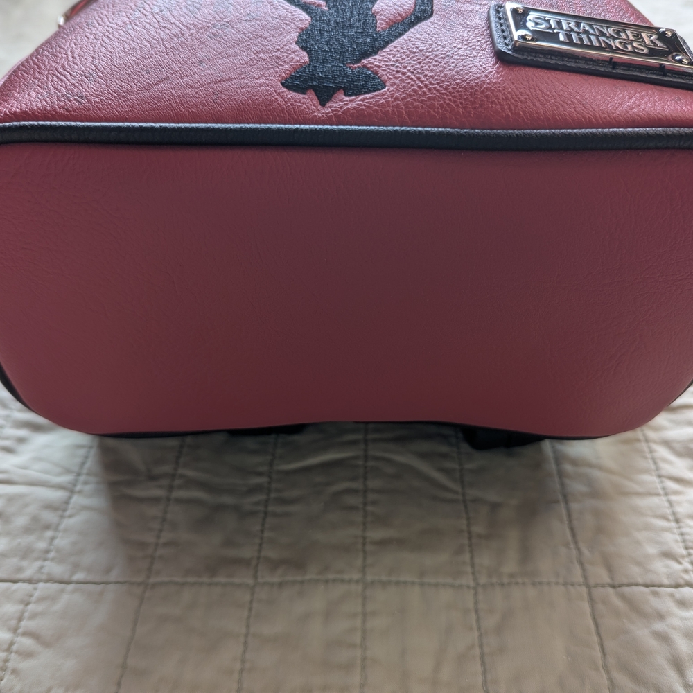 Hot Topic Exclusive Stranger Things Loungefly, Bn… - image 2